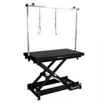 Mesa eléctrica Praktica negra con pedales para peluquería canina