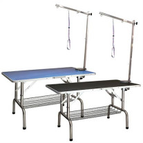Mesa plegable para razas grandes en peluquería canina profesional