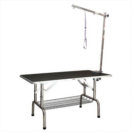 Mesa plegable negra para razas grandes con altura baja, tablero amplio y gran estabilidad. Ideal para peluquería canina y exposiciones.
